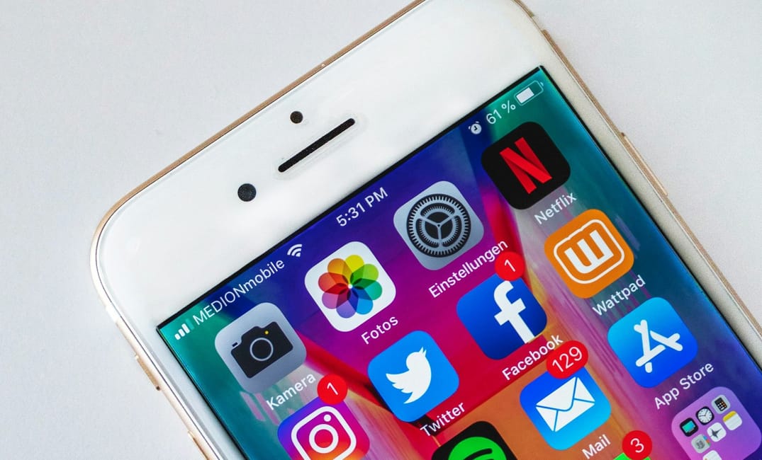 Why the Conservatives Need to Step Up Their Social Media Game