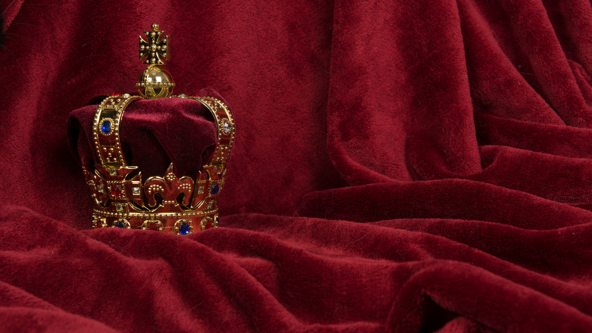 Why Britain Should Keep The Monarchy